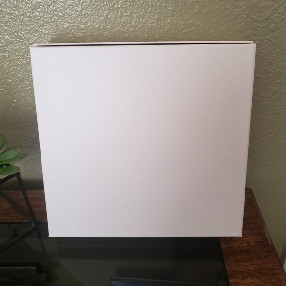 Baby Pink Coach Fragrance Gift Box - Picture 3 of 6